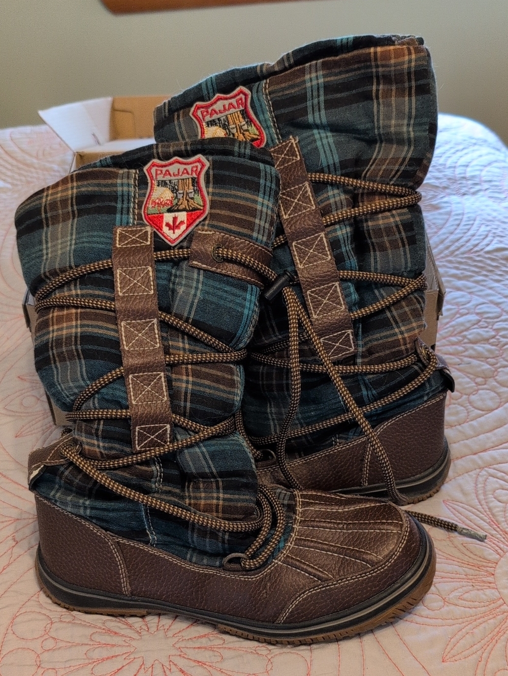 Pajar Plaid Winter Boots Women's 7 - 7 1/2